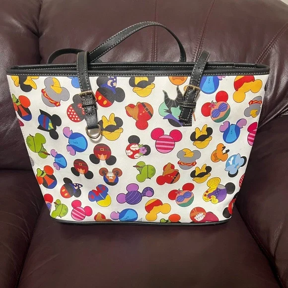 End of year $ale!!Mickey Mouse Tote - Picture 1 of 8